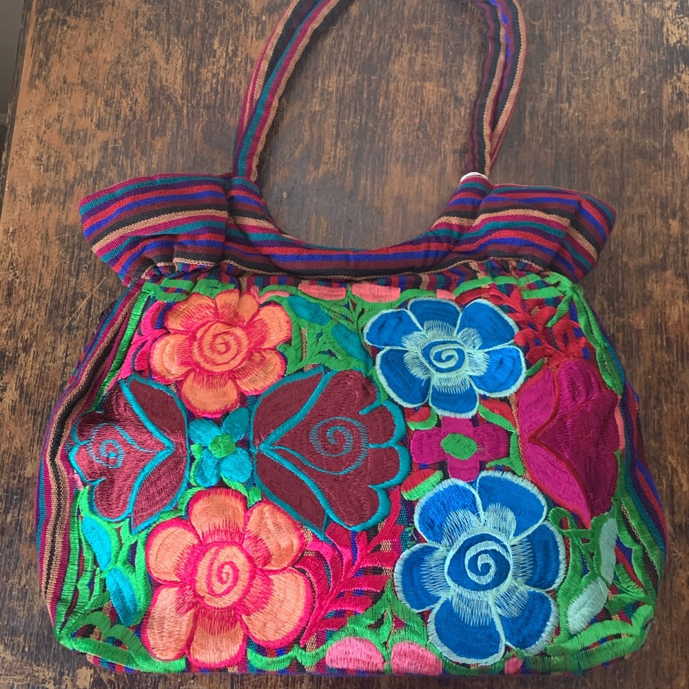 Embroidered Mexican bag